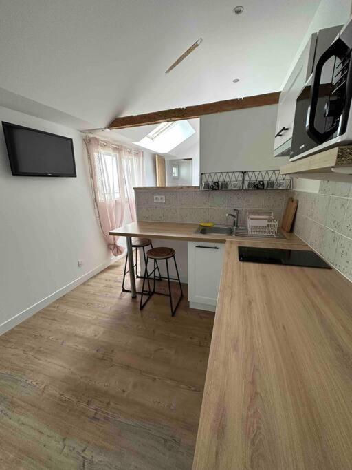 Petite Maison Avec Clim ブロワ エクステリア 写真